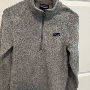 Women’s Patagonia Grey Quarter Zip size small